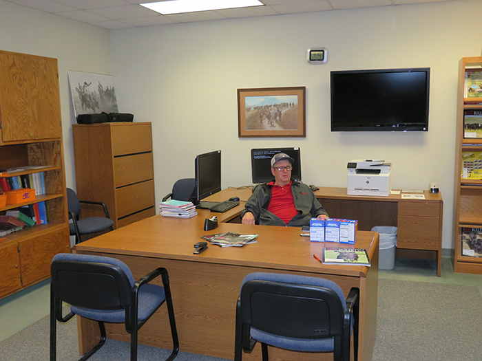 AG professor in office